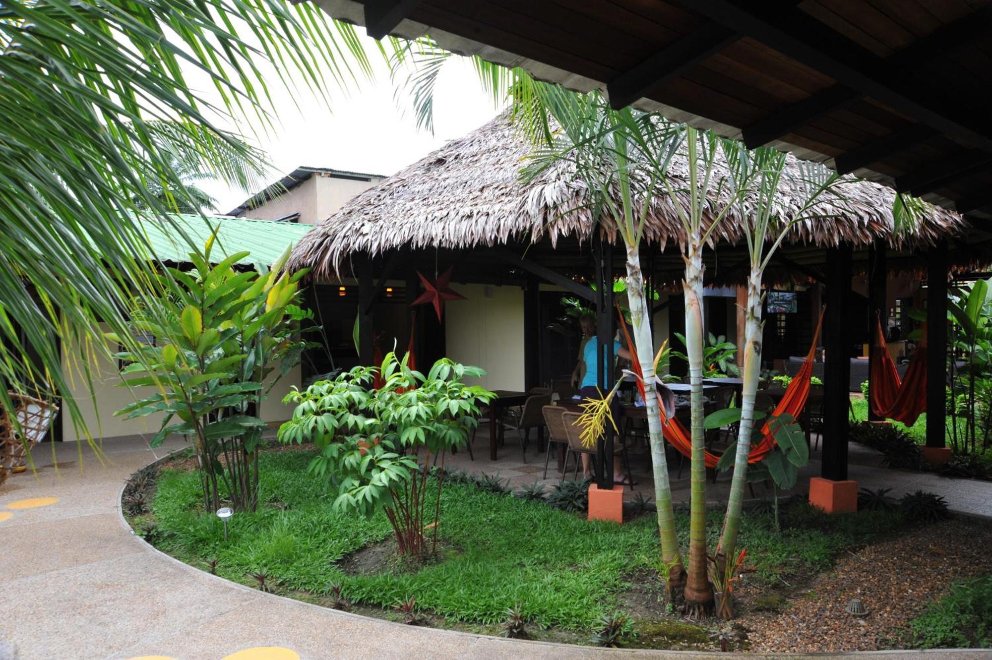 Hotel Amazon Bed And Breakfast Leticia Bagian luar foto