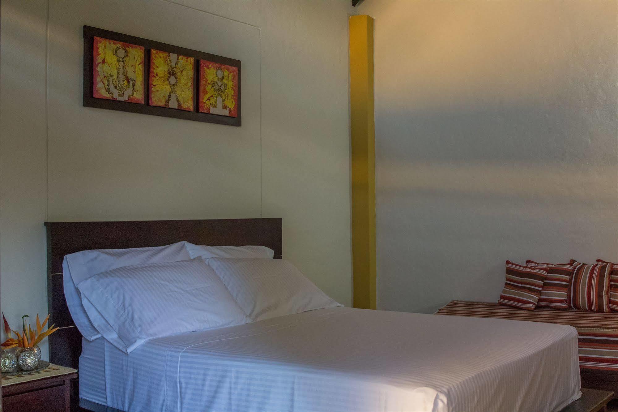 Hotel Amazon Bed And Breakfast Leticia Bagian luar foto